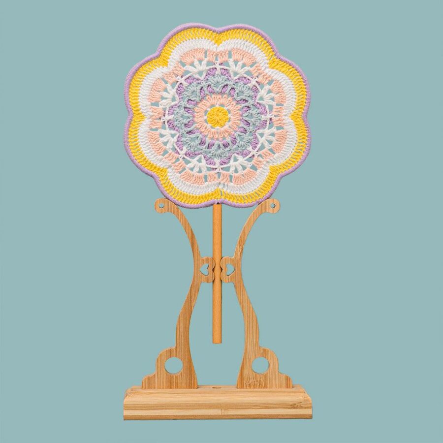 Purple Totem Fan Crochet Kit - Image 3