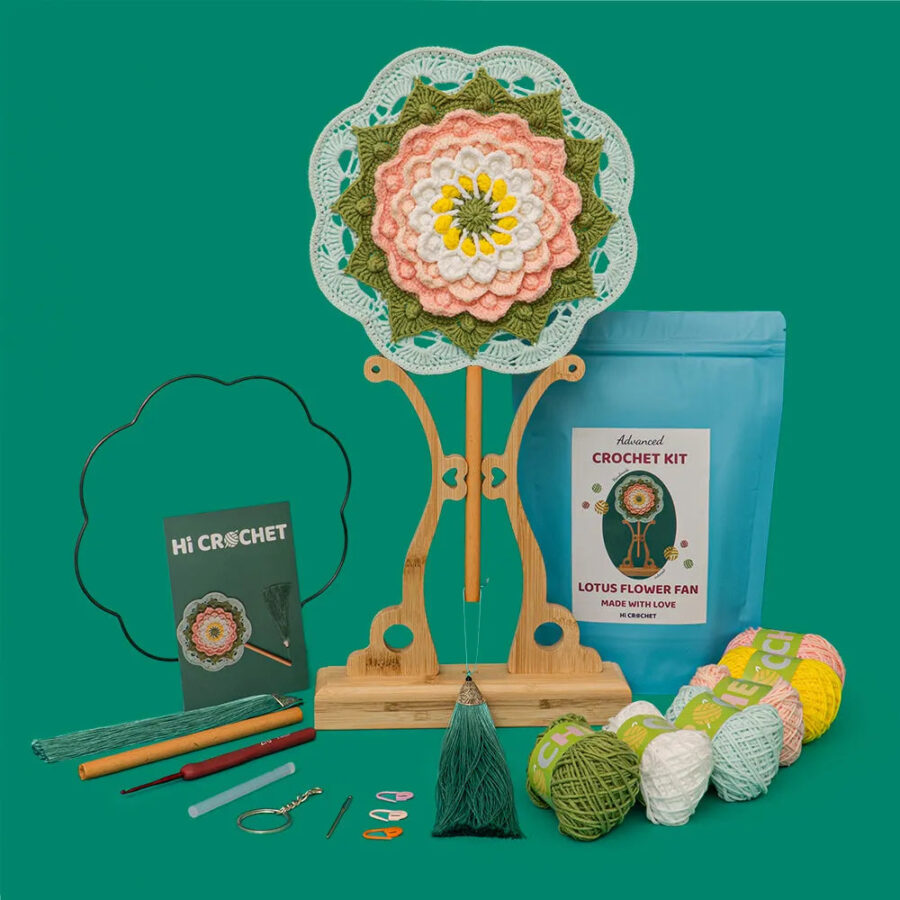Lotus Flower Totem Fan Crochet Kit - Image 2