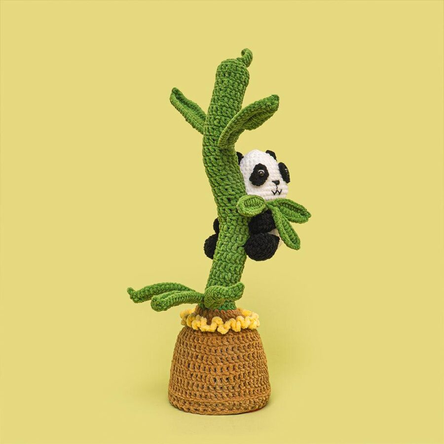Singing and Dancing Panda Crochet Kit - Image 3