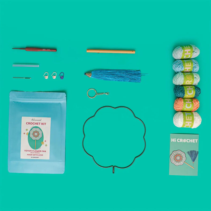 Light Blue Totem Fan Crochet Kit - Image 5