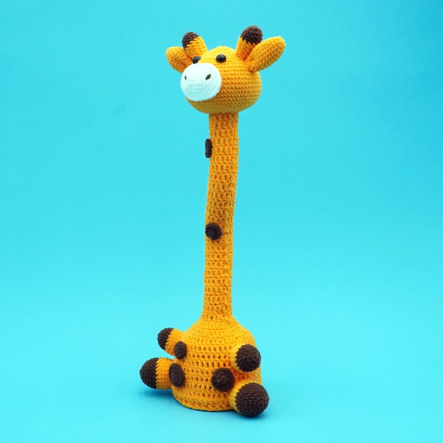 Giraffe Can Sing and Dance Cute Crochet Kit - Image 3