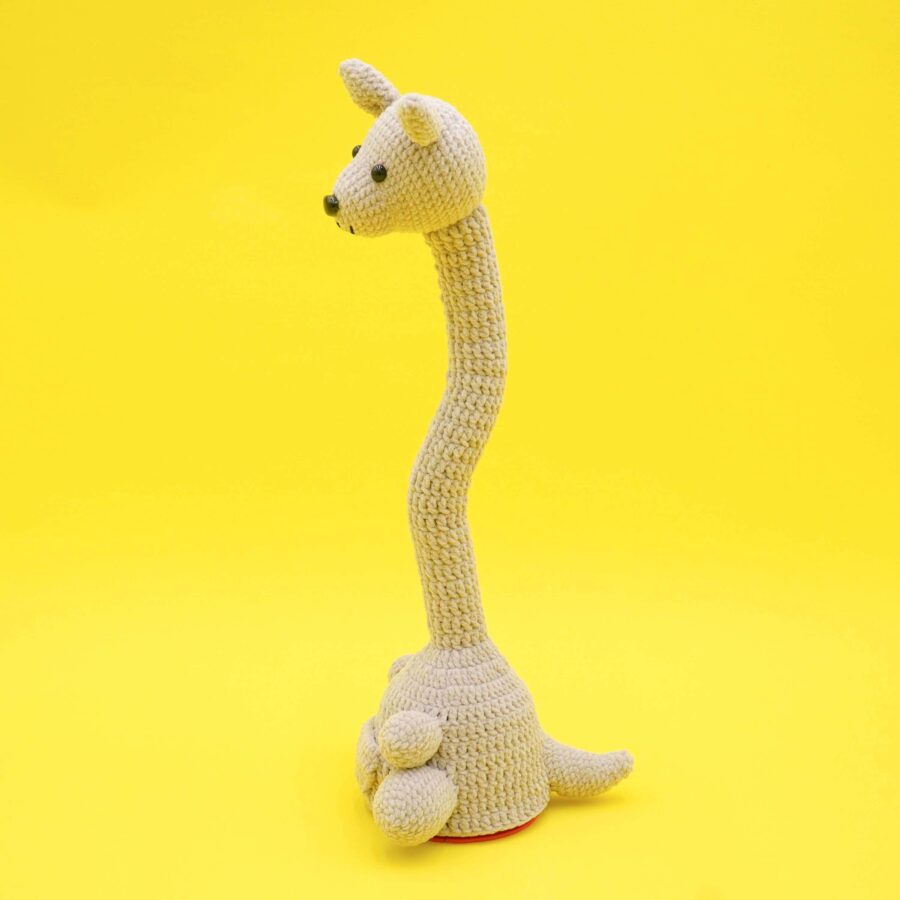 Smart kangaroo Animal Can Sing and Dance Cute Crochet Kit - Image 4