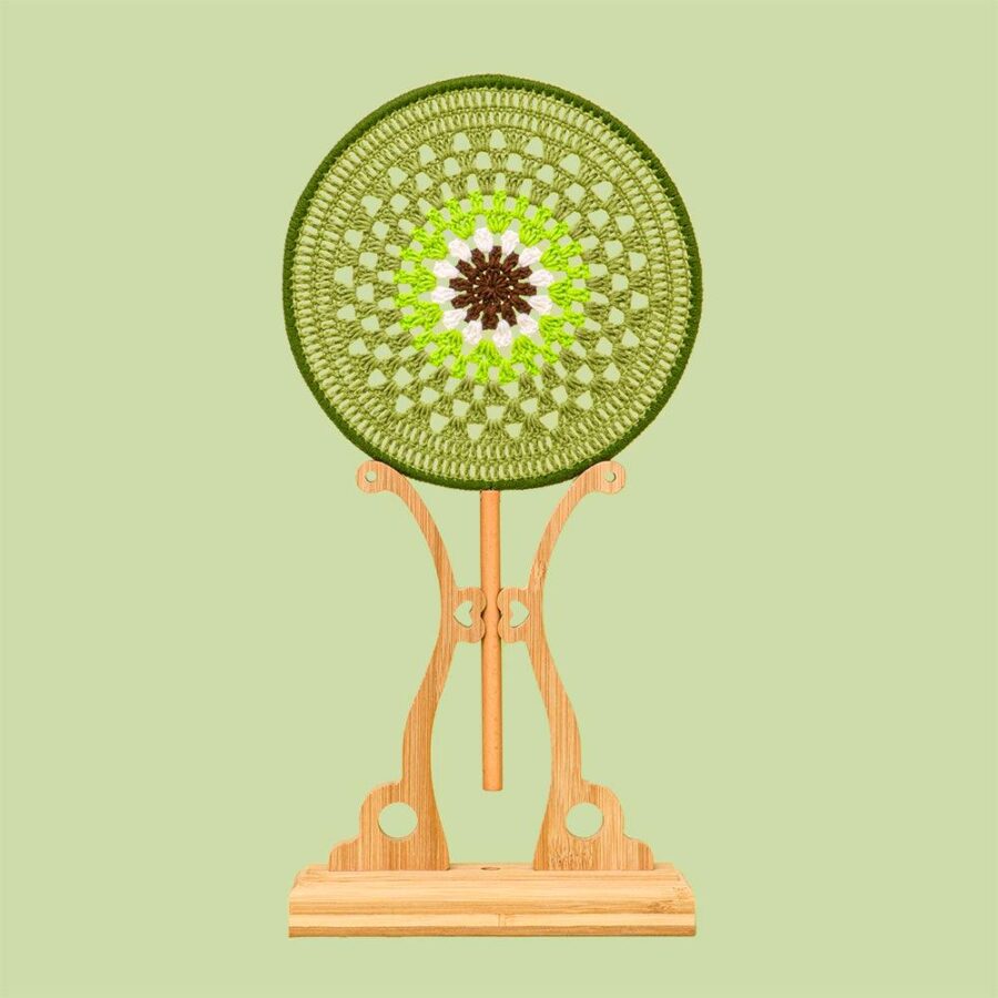Avocado Fan Crochet Kit - Image 3
