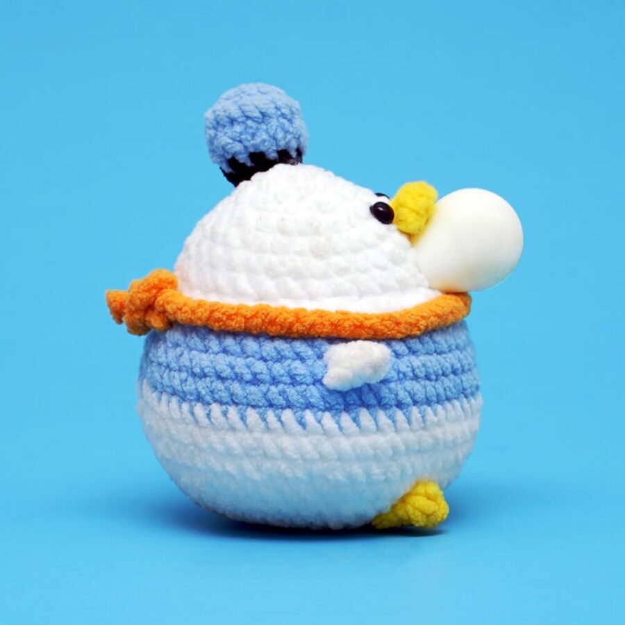 Press Bubble Duck Animal Crochet Kit - Image 4